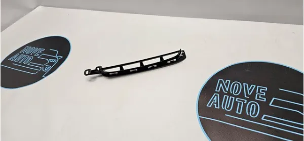 Решетка бампера переднего левая 86595S1000 Hyundai/Kia