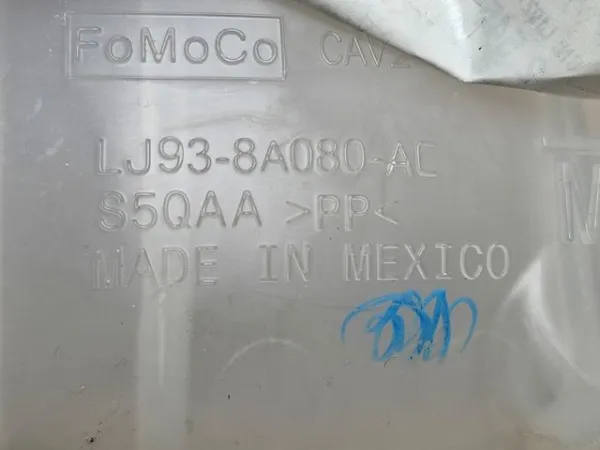 Бачок системы охлаждения LJ9Z8A080B Ford
