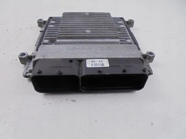 Блок управления двигателем 3911025400 Hyundai/Kia