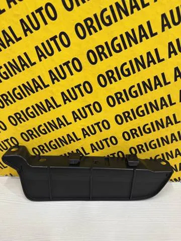Брызговик передний правый KB7W56114B Mazda