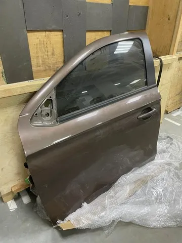  Дверь передняя левая Citroen C-Elysee 