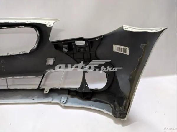 Передний бампер 51117332676 BMW