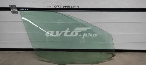 Стекло двери передней правой 31386795 Volvo