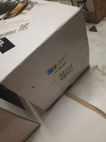 Амортизатор передний правый 22284020 Bilstein