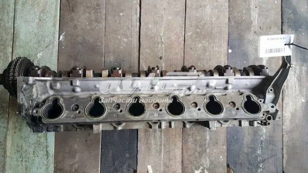 Головка блока цилиндров на Mercedes G  W463