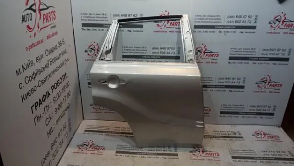 Дверь задняя правая 6800354P01000 Suzuki
