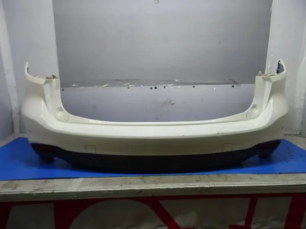 Задний бампер GHP950221 Mazda