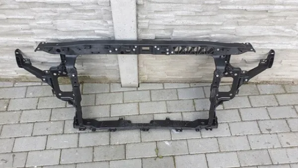 Рамка радиатора 64101S0200 Hyundai/Kia