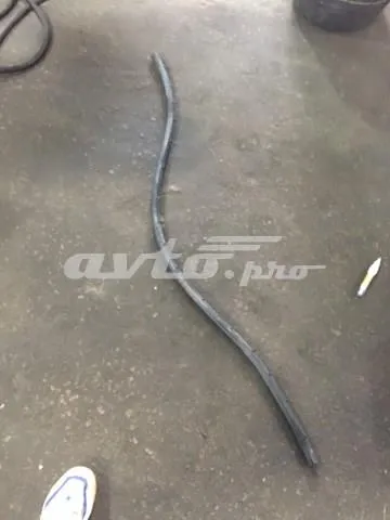 Уплотнитель капота BMW 51767397485