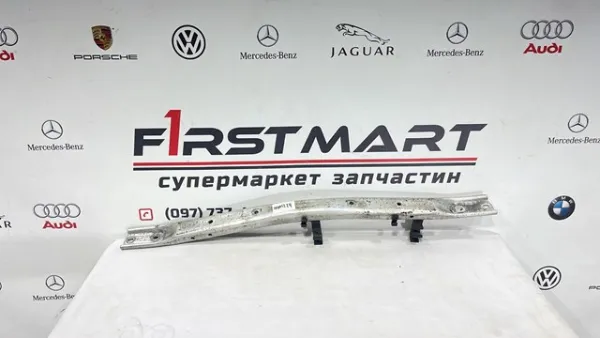 Накладка передней панели (суппорта радиатора) верхняя 7228081 BMW