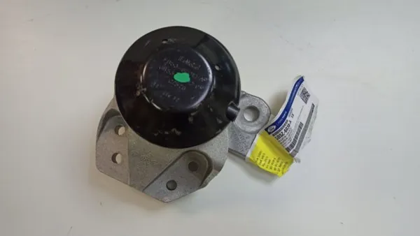 Правая подушка двигателя GB5Z6038A Ford