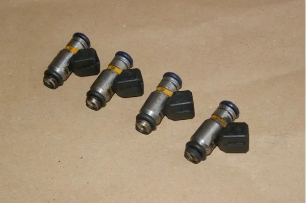Топливные форсунки IWP160 Magneti Marelli