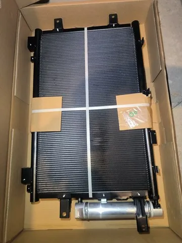 Радиатор кондиционера 40L2K84X Polcar