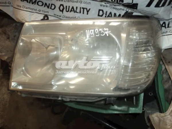 Правая фара 8113060B20 Toyota