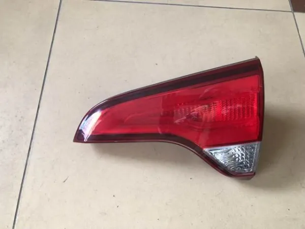 Фонарь задний правый внутренний 924062P540 Hyundai/Kia