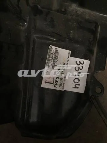 Подкрылок передний левый на Subaru Forester II S11, SG
