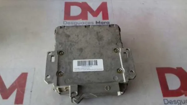 Блок управления двигателем 0281010113 Land Rover