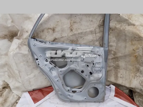 Дверь задняя левая Toyota Auris JPP