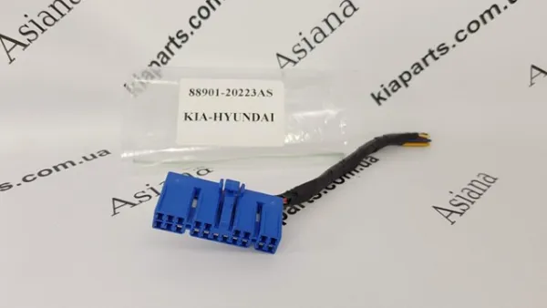 Дверь задняя правая 770044H130 Hyundai/Kia