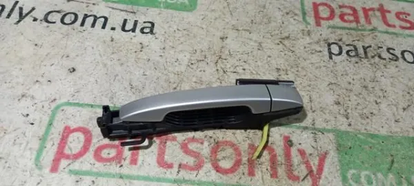 Ручка двери передней наружная 61160FG000TI Subaru