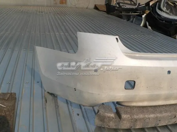 Задний бампер 5215930943 Toyota