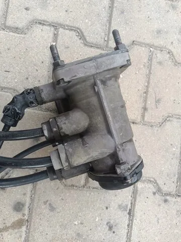 Кран тормозной прицепа 21122037 Volvo