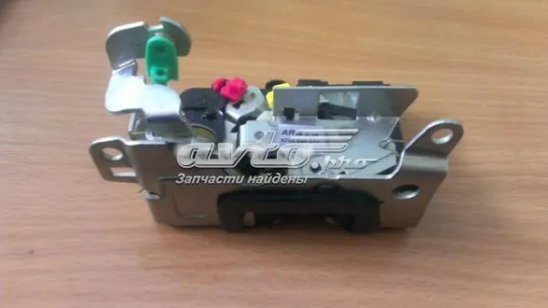 Замок водительской двери 6001550269 Renault (RVI)