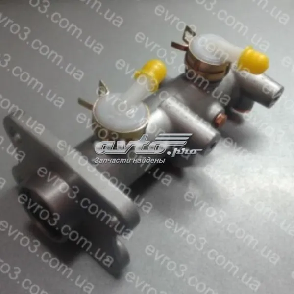 Главный тормозной цилиндр MC894211 Mitsubishi