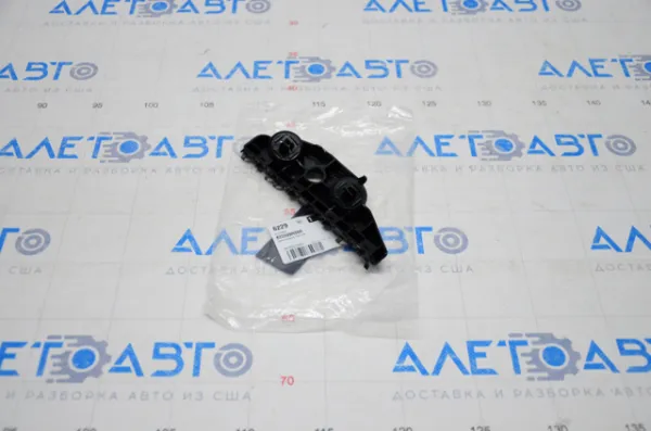 Кронштейн бампера переднего правый 622209HS0A Nissan/Infiniti
