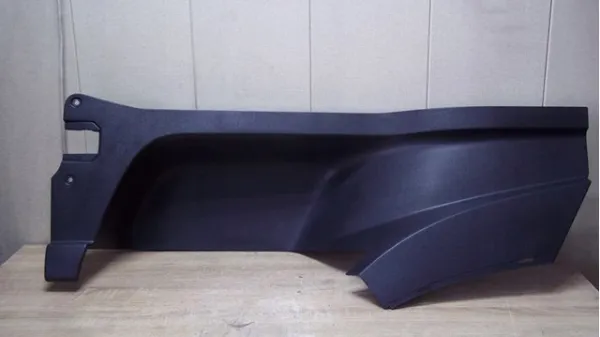 Подножка левая 82819482 Volvo