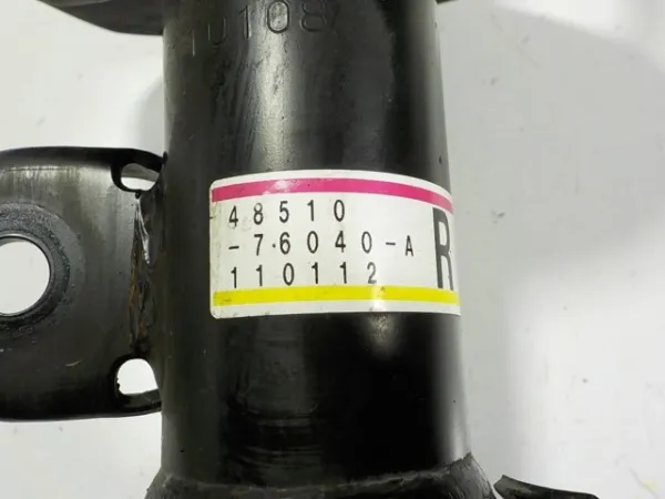  3350064 Kayaba