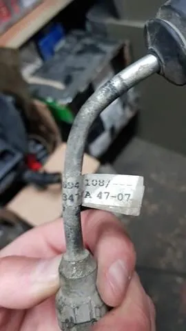 Трубка сцепления RENAULT 8200694108