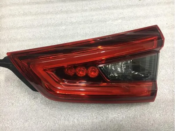 Задний фонарь Nissan Qashqai I