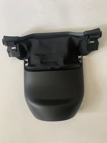 Накладка рулевой колонки BDGF60220B Mazda