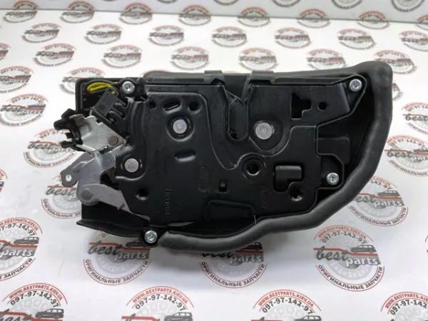 LR153681 Land Rover