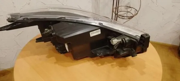 Левая фара 260605RL4A Nissan/Infiniti