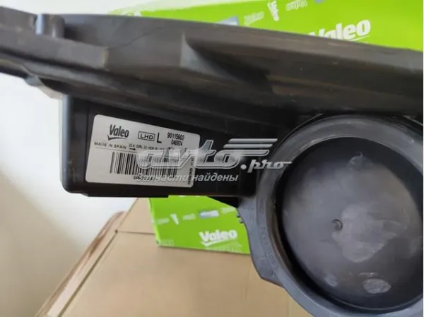 Левая фара 046925 VALEO