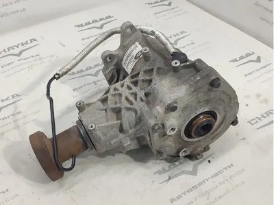 Раздатка (коробка раздаточная) LAND ROVER LR051075