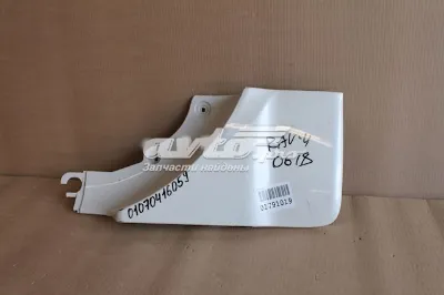 Накладка багажника (двери 3/5-й задней) правая TOYOTA 7680542010C0