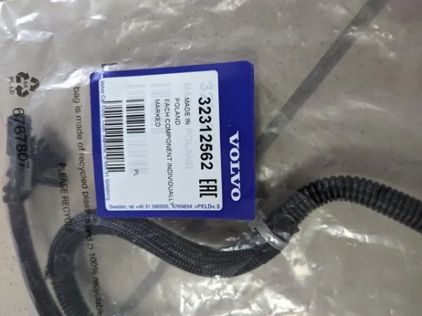Трубопровод подачи Ad blue 32312562 Volvo
