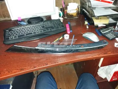 Молдинг решетки радиатора левый HONDA 71129TBAA01