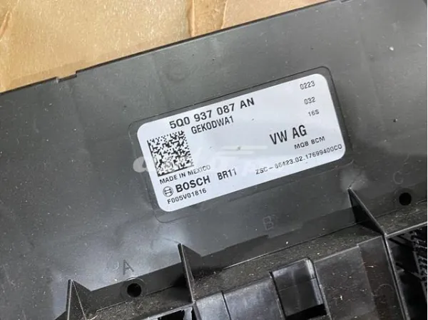Блок комфорта 5Q0937087AN VAG