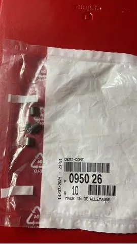 Сухарь клапана PEUGEOT 095026