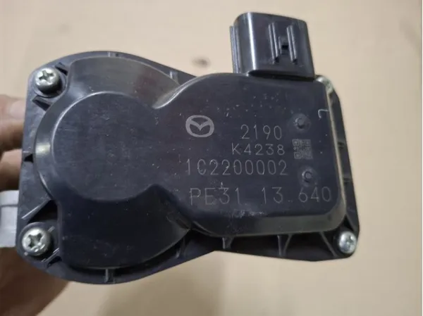  PE3113640 Mazda