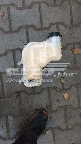 Бачок системы охлаждения LR088547 Land Rover
