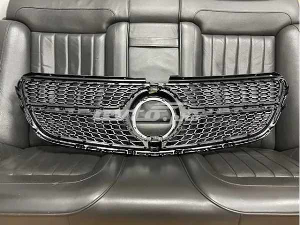 Решетка радиатора 44788823009775 Mercedes