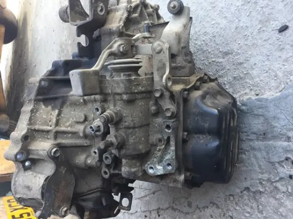 КПП в сборе на Toyota Avensis II T25