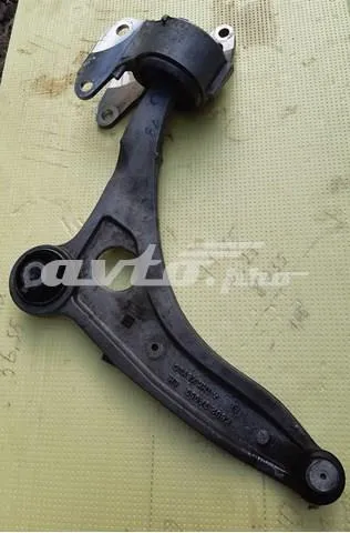 Рычаг передней подвески левый LR146038 Land Rover