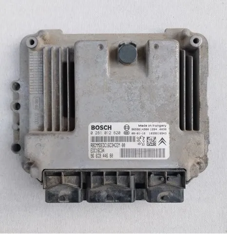 Блок управления двигателем 0281012620 Bosch