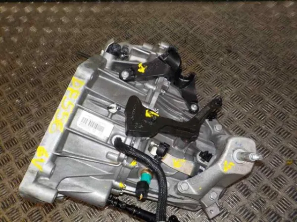 КПП 320100000R Renault (RVI)